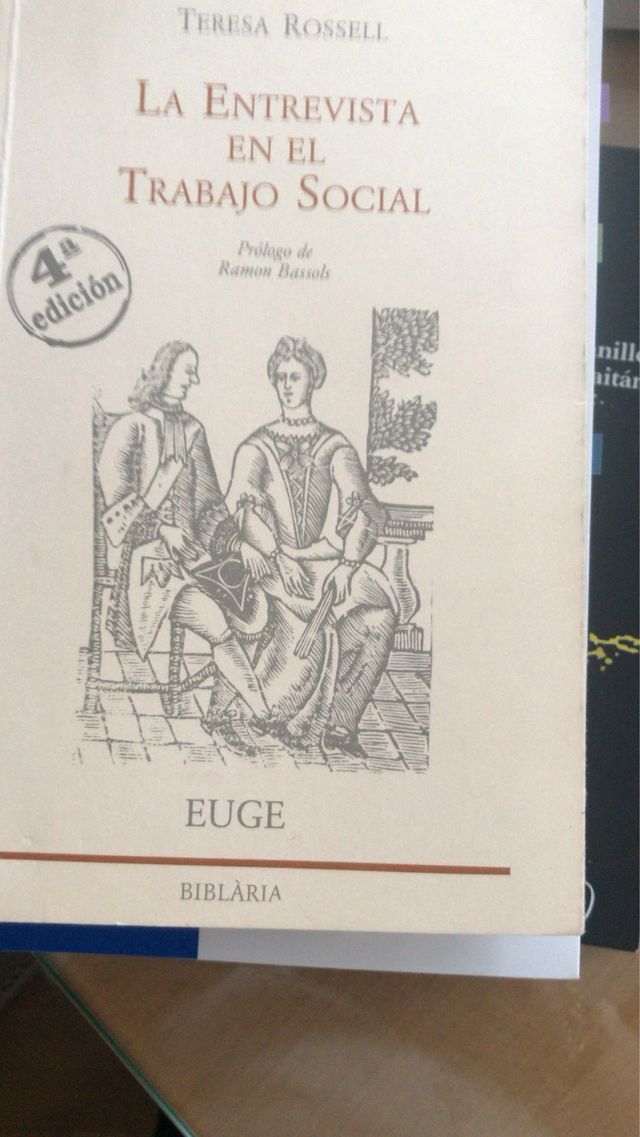 Varios libros de Trabajo Social