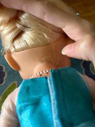 Muñeca frozen elsa