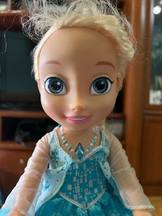Muñeca frozen elsa