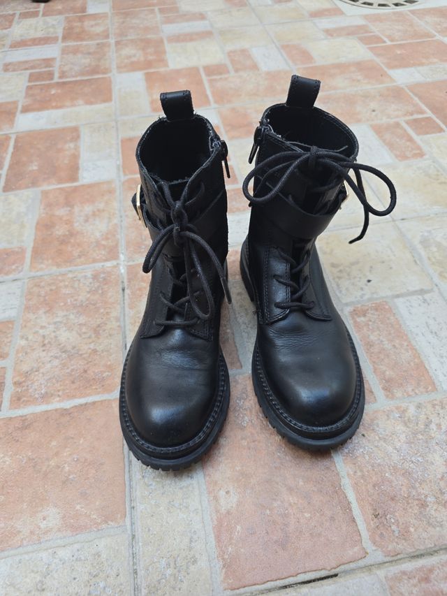 Botas negras niña, zara