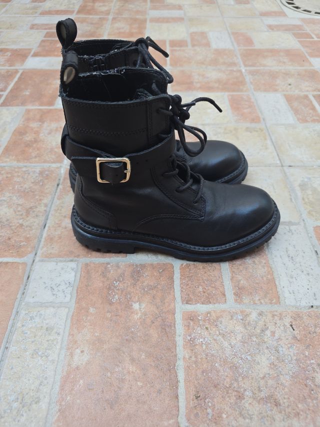 Botas negras niña, zara