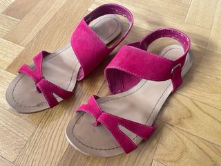 Sandalias planas rosas 