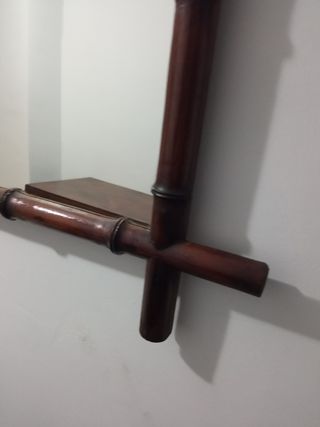 ESPEJO DE PARED CON MARCO DE MADERA