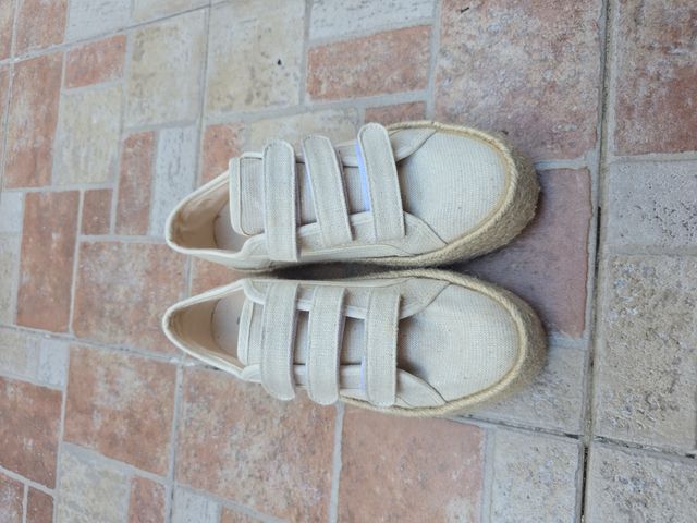 Zapatos lefties número 33