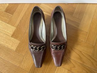 Zapatos tacón bajo Clarks 