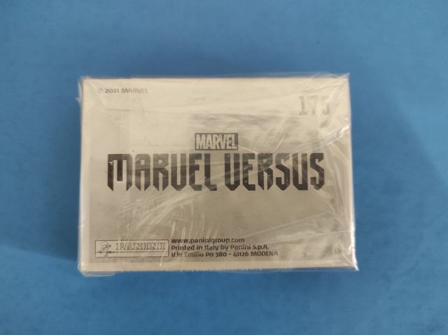 LOTE DE 110 CROMOS DE MARVEL VERSUS 2021 DE PANINI