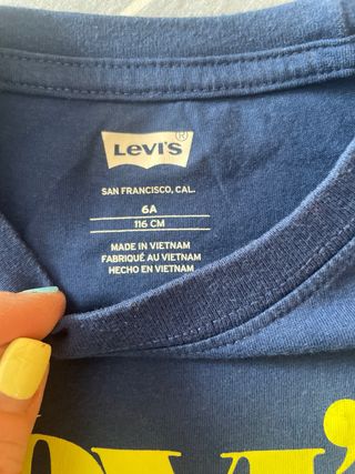 Camiseta levi’s niño