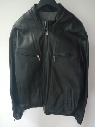 Cazadora cuero negra talla L