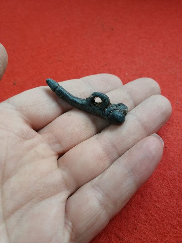 Falo colgante fertilidad patina buena bronce