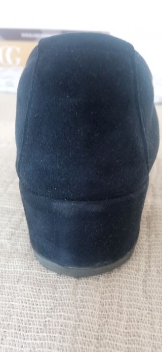 Zapato salón tacón bajo