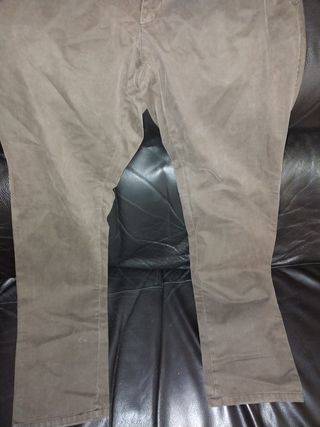 Pantalón chino