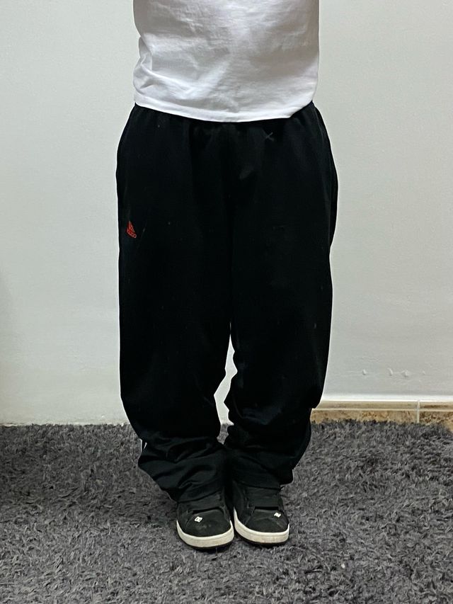 Pantalón Adidas 3 Stripes Black 90s’