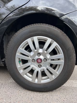 4 neumáticos Michelin 185/65R15 88T