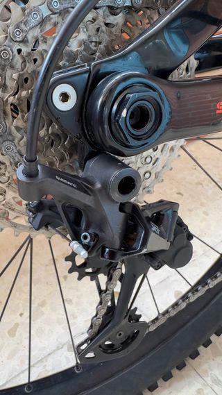 Bicicleta MTB BTT.  Talla M. Cambio vendo x rigida