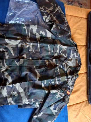 CAMISOLAS MILITARES NUEVA SIN ESTRENAR