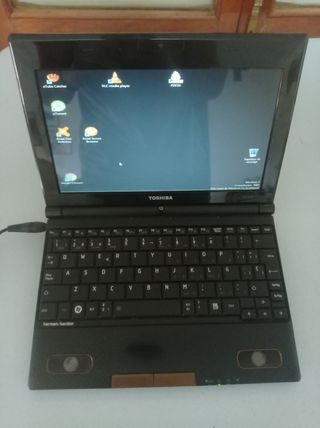 Toshiba Nb520 netbook