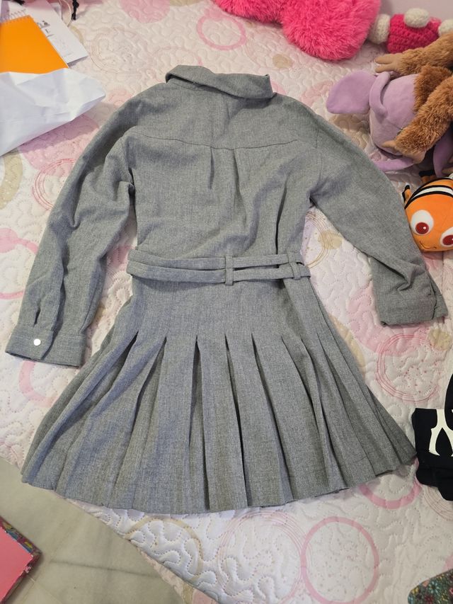 Traje gris talla 10, zara