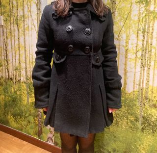 Abrigo negro de Zara