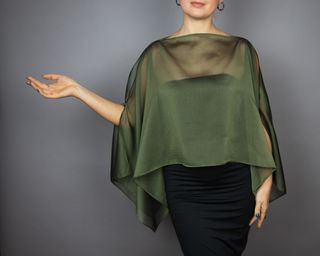 Chal capa, capelet bolero de chiffon verde oliva