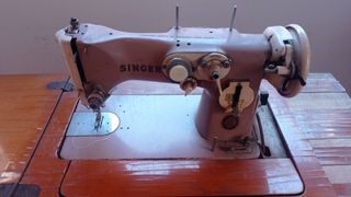 Maquina de coser singer 