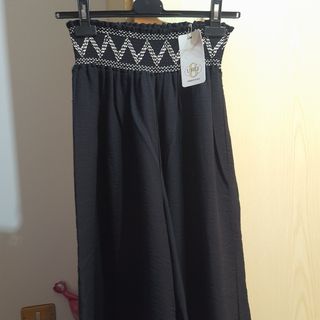Pantaloni a gamba ampia neri con elastico