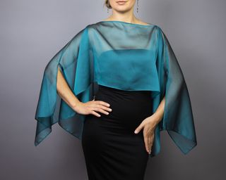 Chal capa, capelet bolero de chiffon pavo real