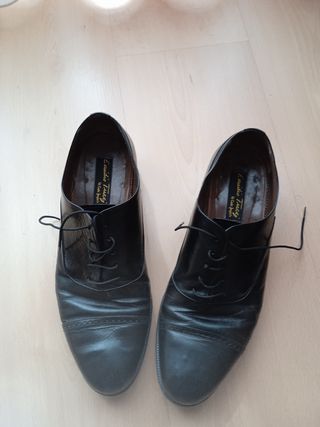 Zapatos Emidio Tucci