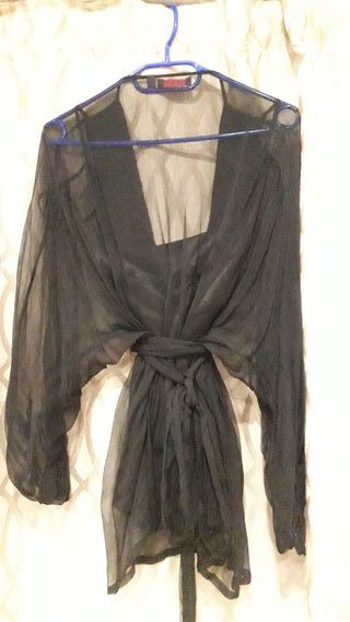 BLUSA TRANSPARENTE NEGRA