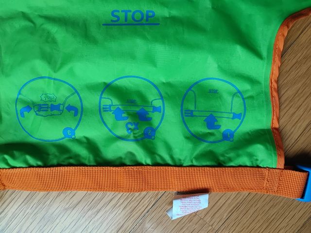 Deslizador surf niños olas