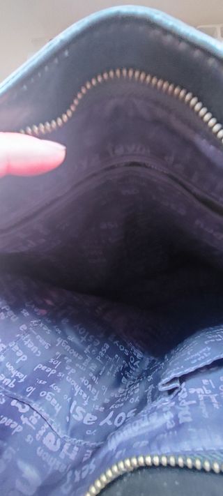 Bolso y monedero desigual