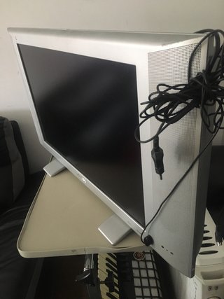 tele de color gris marca philips