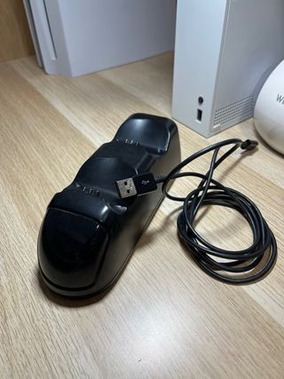Plataforma de carga mandos ps4