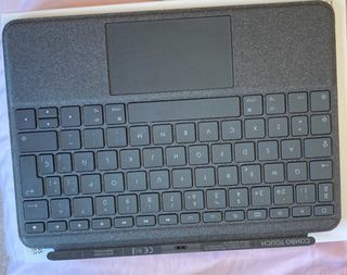 Funda y teclado ipad air