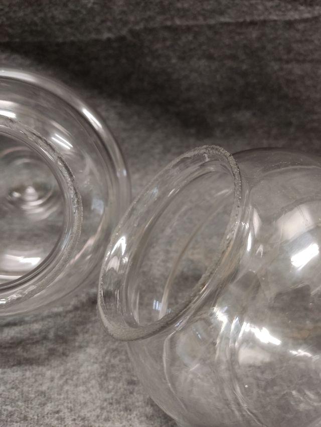 Lote 2 antiguas tulipas de cristal