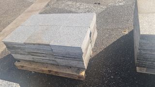 Palet granito plaqueta