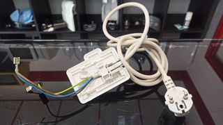 6441190 Descarga tiro cable LAVADORA MIELE 1.5 m