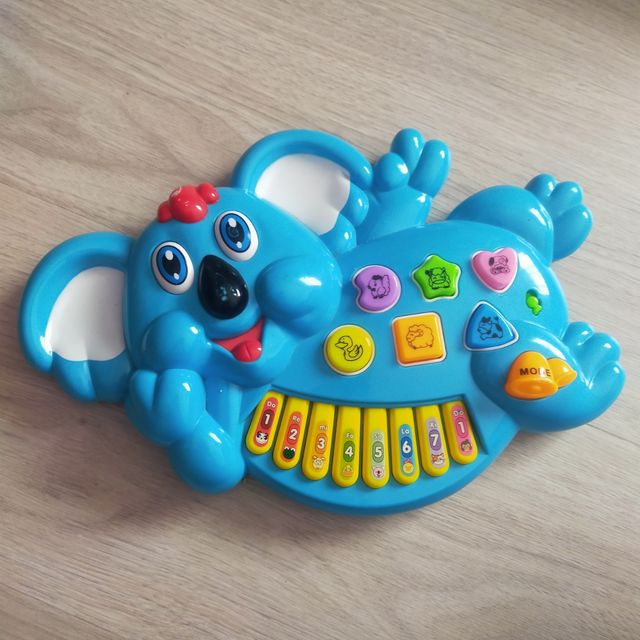 Juguete musical. Piano
