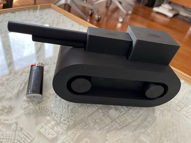 Risiko carro armato gigante