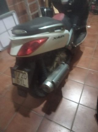 Motocicleta X-Max 250yamaha 