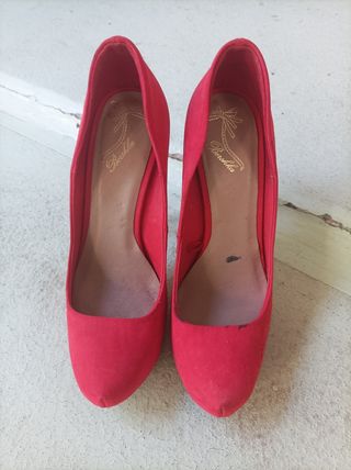 Zapato n36 rojo ante tacón fino 12,5cms en buen 