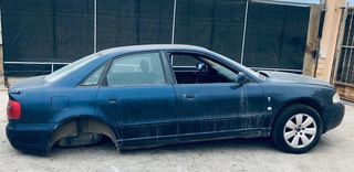 DESPIECE AUDI A4 1999 1.9 TDI AZUL OSCURO