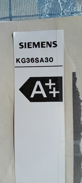 Cajones y baldas frigorífico Siemens