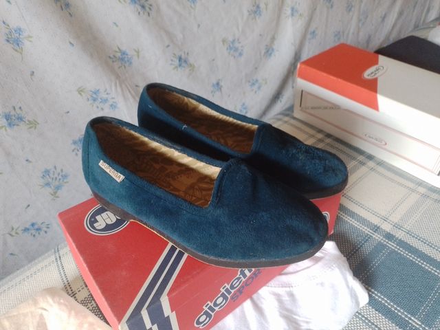 Pantofole chiuse Superga da donna