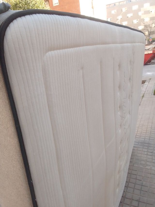 Materasso matrimoniale di marca Maxcolchon