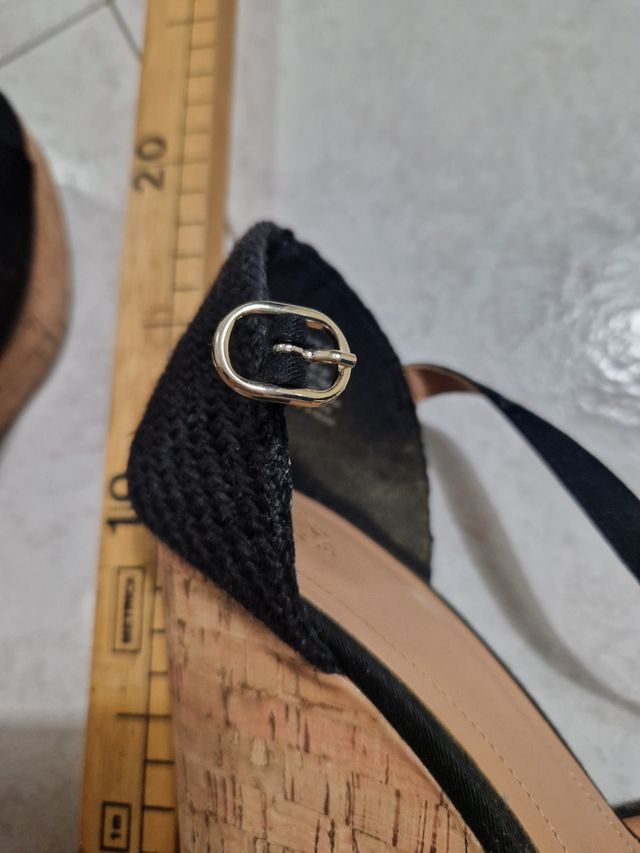 Scarpe a zeppa nere n 37