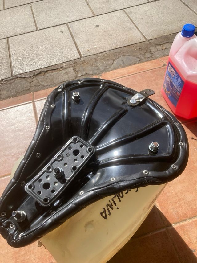 Asiento monoplaza harley davidson sporster + copi