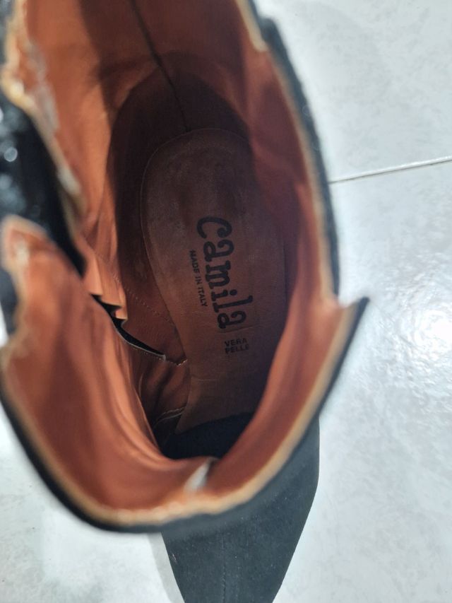 Stivaletto nero con tacco 10 N.37