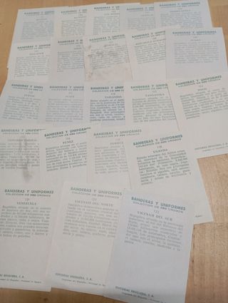 Cromos banderas y uniformes 