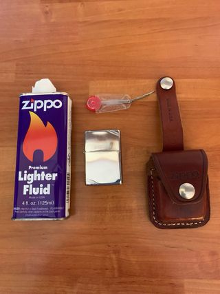 Mechero marca ZIPPO