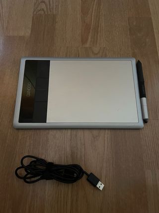 Wacom bamboo + lapiz